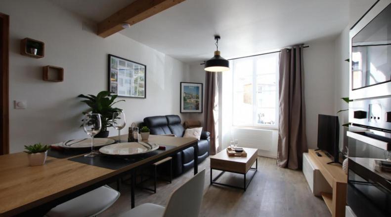 Le Saint Pierre Quartier Historique D'Oloron Sainte Marie 아파트 외부 사진